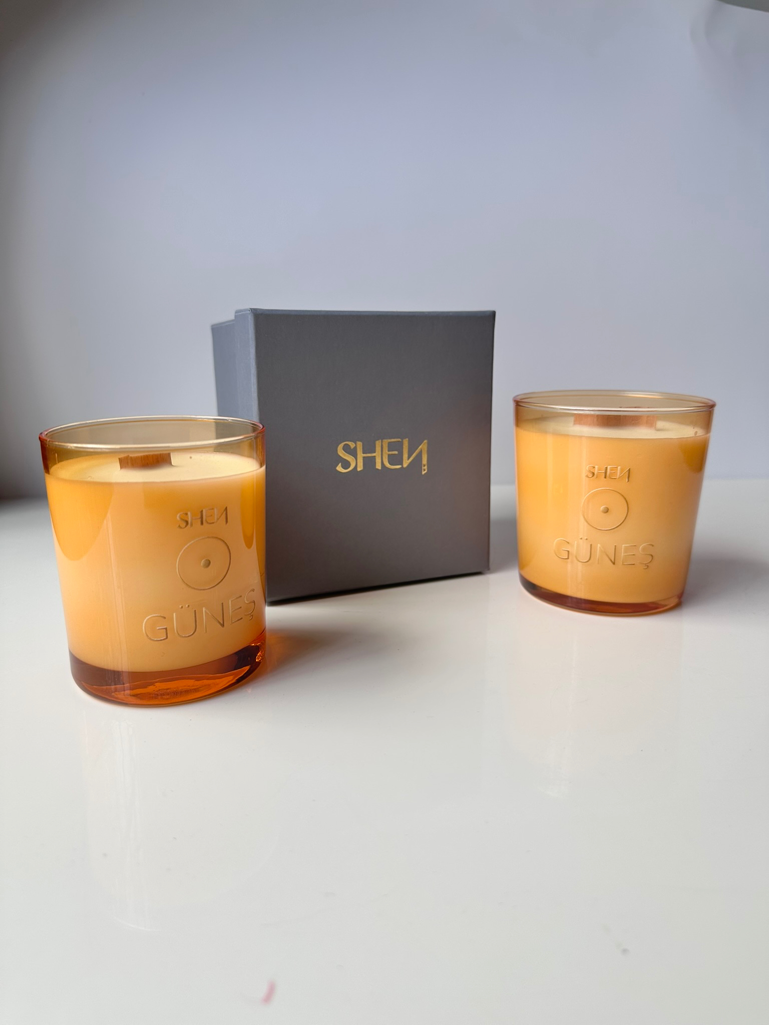 Shen Güneş Mum-Işığını Hatırla: Sedir,Paçuli,Portakal Yağı ile %100 Doğal Soya Mumu 193GR - Görsel 3