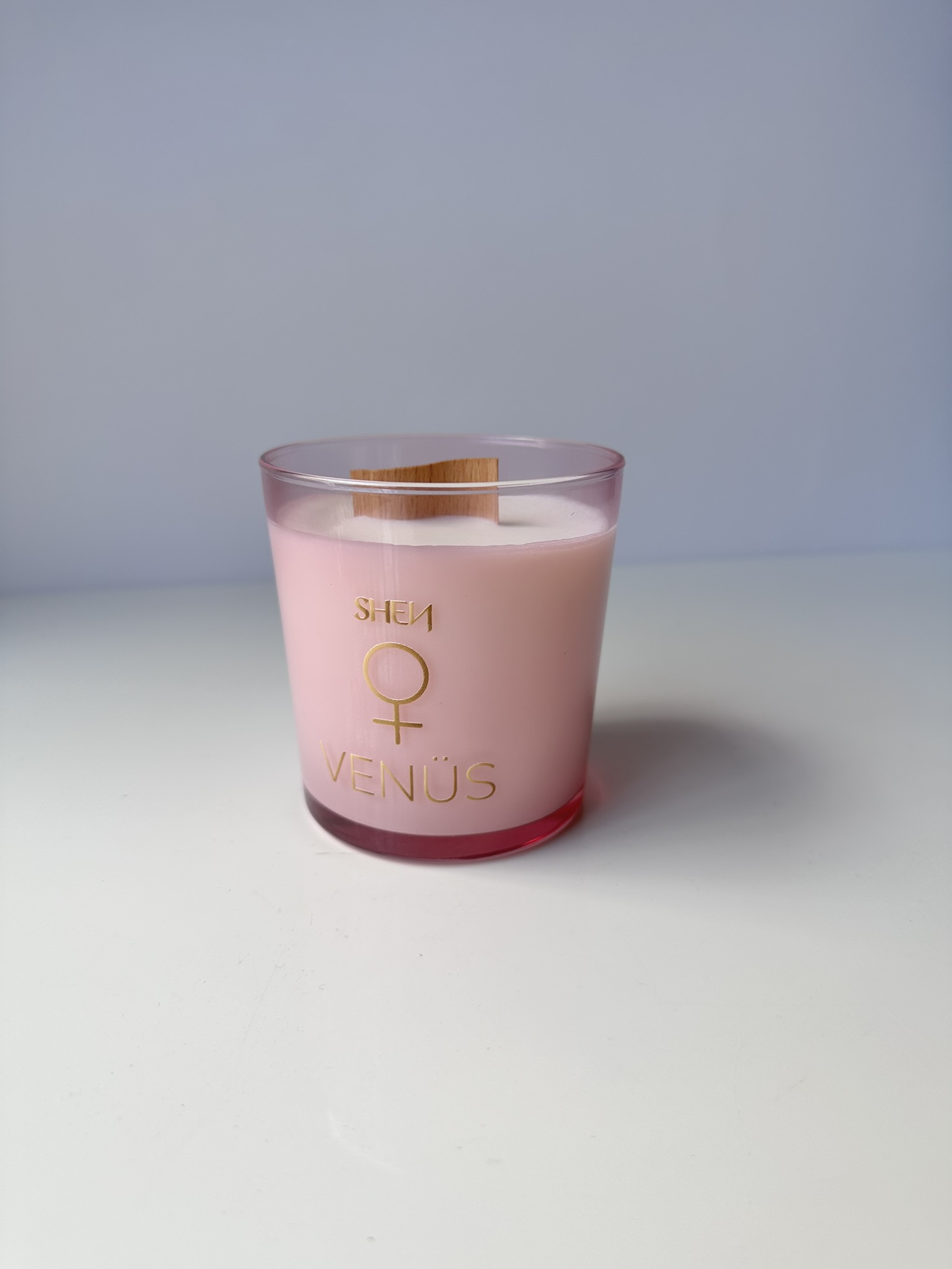 Shen Venüs Mum – Sevgin Senin Sanatın: Itır, Ylang Ylang, Palmarosa Yağı ile %100 Doğal Soya Mumu 276 GR - Görsel 2